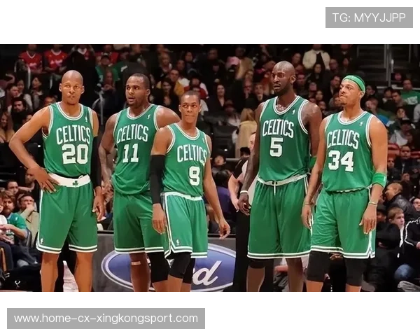 凯尔特人三巨头合砍 85 分,联盟第一稳如泰山 凯尔特人三巨头合砍 85 分,联盟第一稳如泰山