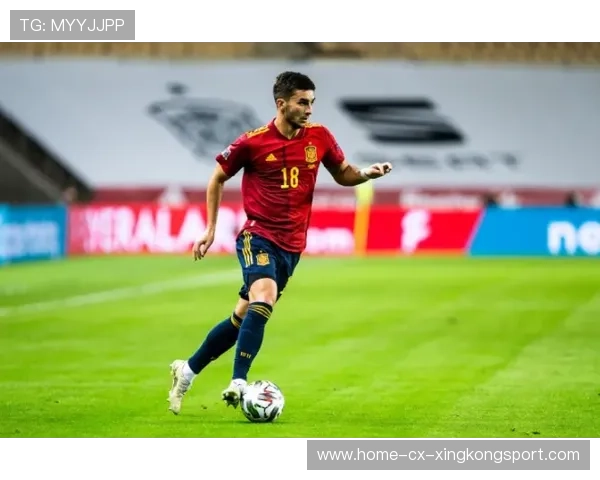 费兰托雷斯跑位精准接应传球:让每一次前场压迫成为进攻利器 费兰托雷斯跑位精准接应传球:让每一次前场压迫成为进攻利器