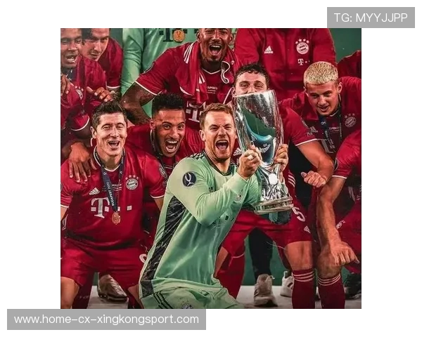 拜仁通过中路连续渗透令人窒息:足球战术的完美展现