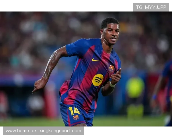 拉什福德补射门前抢点曼联制胜